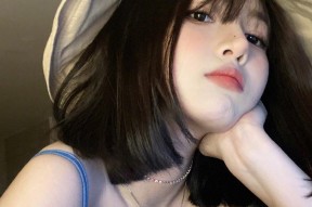 糖心小妞：甜蜜爱情与成长冒险的奇幻旅程
